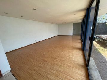 VENTA CASA EN FRACCIONAMIENTO PEDREGAL DE VISTA HERMOSA QUERETARO