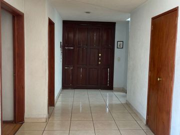VENTA CASA EN FRACCIONAMIENTO PEDREGAL DE VISTA HERMOSA QUERETARO