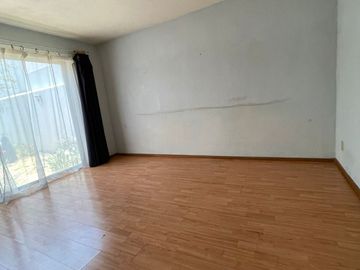 VENTA CASA EN FRACCIONAMIENTO PEDREGAL DE VISTA HERMOSA QUERETARO