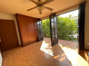 VENTA CASA EN FRACCIONAMIENTO PEDREGAL DE VISTA HERMOSA QUERETARO