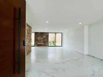 CASA EN VENTA PARQUE ZACATECAS LOMAS DE ANGELÓPOLIS III