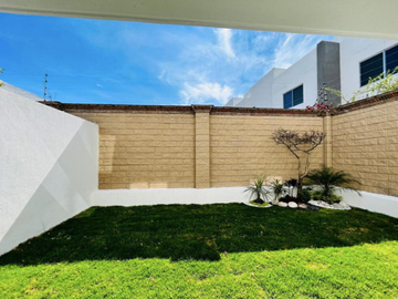CASA EN VENTA PARQUE ZACATECAS LOMAS DE ANGELÓPOLIS III