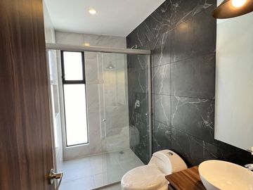 CASA EN VENTA PARQUE MÉXICO LOMAS DE ANGELÓPOLIS III