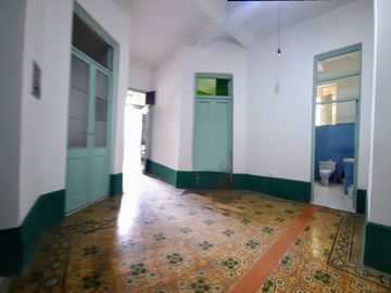 HERMOSA CASA EN 1ER PISO EN STA BEATRIZ, CERCADO DE LIMA