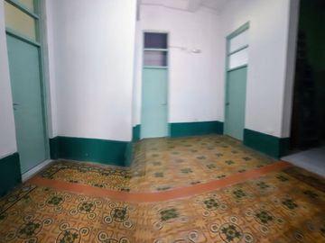 HERMOSA CASA EN 1ER PISO EN STA BEATRIZ, CERCADO DE LIMA