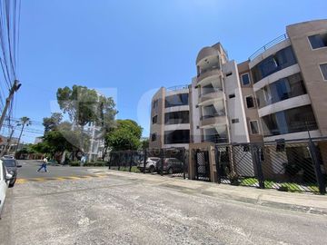 ALQUILO DEPARTAMENTO AMOBLADO EN SURCO