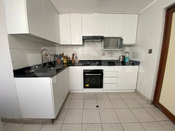 ALQUILO DEPARTAMENTO AMOBLADO EN SURCO
