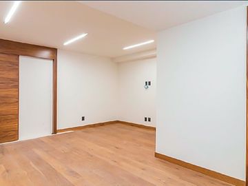 Residencia En Venta En Bosque Real, A Estrenar, 5 Recámaras, Lista Para Habitar, Lujo Y Vaguardia
