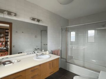 DEPARTAMENTO DE VENTA 3 DORMITORIOS GONZALEZ SUAREZ QUITO