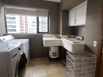 DEPARTAMENTO DE VENTA 3 DORMITORIOS GONZALEZ SUAREZ QUITO