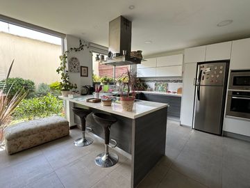 Casa de venta en tumbaco sector hilacril dentro de conjunto