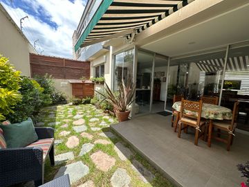 Casa de venta en tumbaco sector hilacril dentro de conjunto