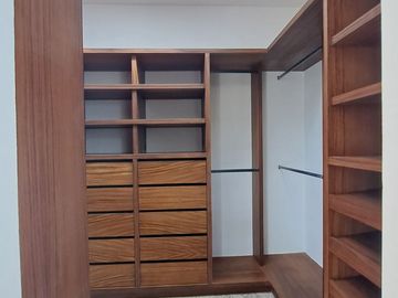 CASA EN VENTA EN VIA CUMBRES CANCUN