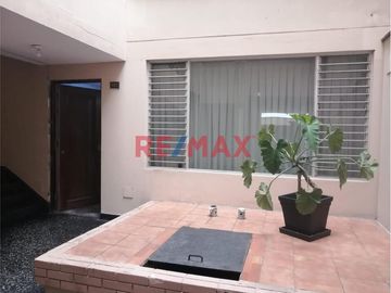SE VENDE DEPARTAMENTO 1ER PISO - MAGDALENA DEL MAR