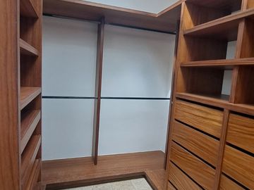 CASA EN VENTA EN VIA CUMBRES CANCUN