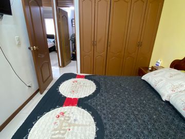 VENDO APARTAMENTO GRATAMIRA