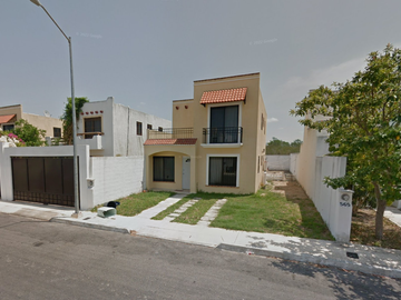 SG- CASA EN RECUPERACION BANCARIA EN CASTELLANOS, SANTA FE, MERIDA, YUCATAN
