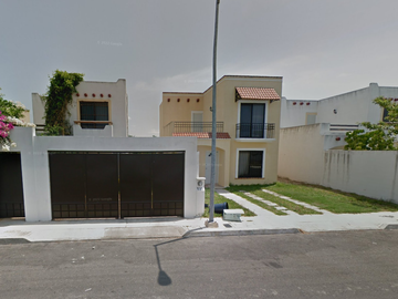 SG- CASA EN RECUPERACION BANCARIA EN CASTELLANOS, SANTA FE, MERIDA, YUCATAN