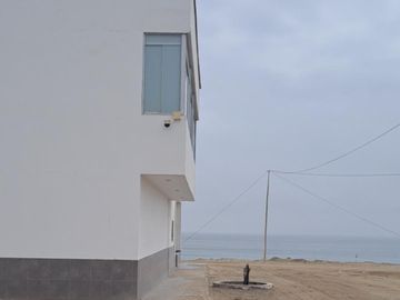 VENTA DE  TERRENO CON VISTA AL MAR EN PUNTA NEGRA