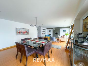 VENTA DE EXCLUSIVO DÚPLEX DE 400 M² EN ZONA RESIDENCIAL – SURCO  A solo minutos de la Universidad de Lima y el Jockey Plaza