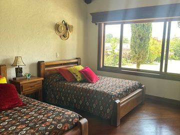VENDO CASA CAMPESTRE INDEPENDIENTE EN LLANO GRANDE