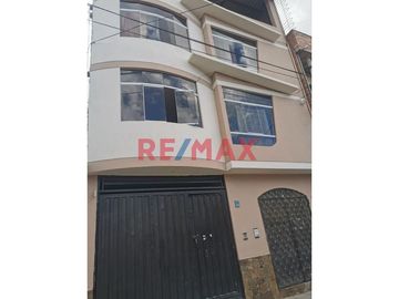 Casa En Alquiler Adaptada Para Vivienda Empresa U Oficina