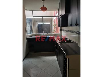 Casa En Alquiler Adaptada Para Vivienda Empresa U Oficina