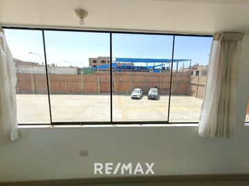 SE VENDE LOCAL INDUSTRIAL DE 1240 M2 EN EL CALLAO