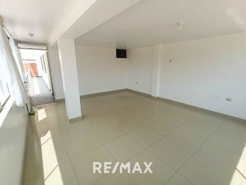 SE VENDE LOCAL INDUSTRIAL DE 1240 M2 EN EL CALLAO