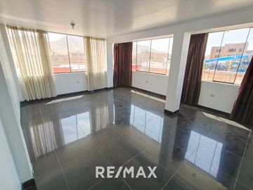 SE VENDE LOCAL INDUSTRIAL DE 1240 M2 EN EL CALLAO