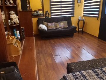 OPORTUNIDAD PARA 2 FAMILIAS, RESTAURANTE, ESCUELA, SPA, DENTISTA