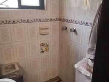 OPORTUNIDAD PARA 2 FAMILIAS, RESTAURANTE, ESCUELA, SPA, DENTISTA
