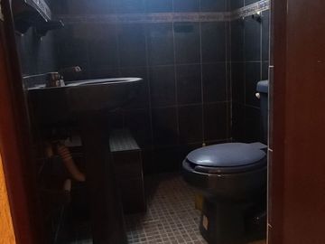 OPORTUNIDAD PARA 2 FAMILIAS, RESTAURANTE, ESCUELA, SPA, DENTISTA