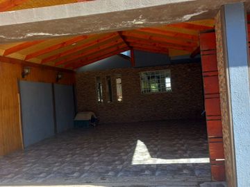 SE VENDE CASA 180M2 , COMUNA DE BUIN