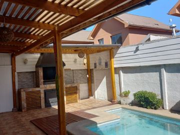 SE VENDE CASA 180M2 , COMUNA DE BUIN