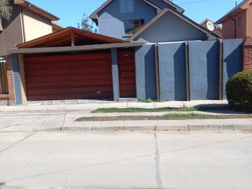 SE VENDE CASA 180M2 , COMUNA DE BUIN