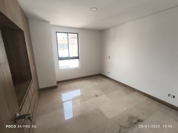 APARTAMENTO EN VENTA EN  LAURE