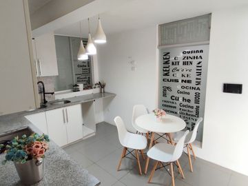 ¡Vive con Espacio y Comodidad! Departamento de 130 m² en 3er Piso