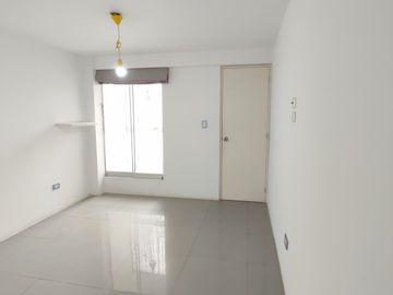¡Vive con Espacio y Comodidad! Departamento de 130 m² en 3er Piso