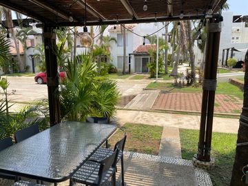 VENDO VILLA FRACCIONAMIENTO TERRASOL PLAYA BONFIL ACAPULCO