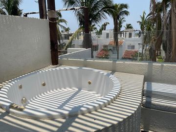 VENDO VILLA FRACCIONAMIENTO TERRASOL PLAYA BONFIL ACAPULCO