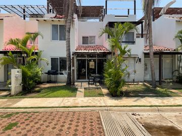 VENDO VILLA FRACCIONAMIENTO TERRASOL PLAYA BONFIL ACAPULCO