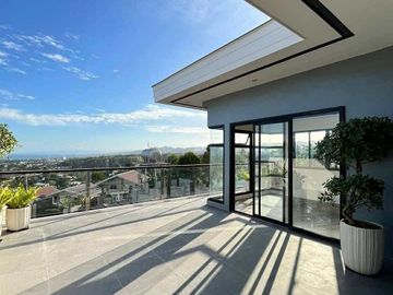 5BR| 3STOREY SINGLE ATTACHED HOUSE & LOT IN TALISAY