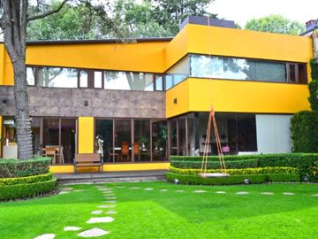 HERMOSA RESIDENCIA EN VENTA - ARBOLEDAS, ATIZAPÁN