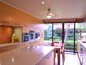 HERMOSA RESIDENCIA EN VENTA - ARBOLEDAS, ATIZAPÁN