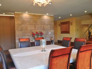 HERMOSA RESIDENCIA EN VENTA - ARBOLEDAS, ATIZAPÁN