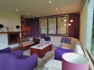 HERMOSA RESIDENCIA EN VENTA - ARBOLEDAS, ATIZAPÁN