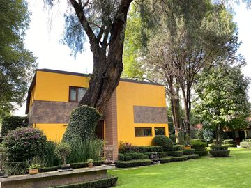 HERMOSA RESIDENCIA EN VENTA - ARBOLEDAS, ATIZAPÁN