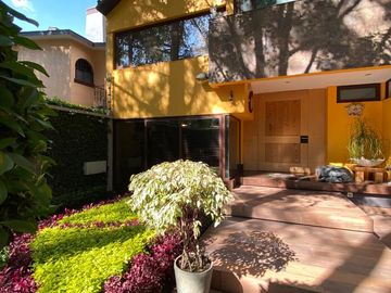 HERMOSA RESIDENCIA EN VENTA - ARBOLEDAS, ATIZAPÁN