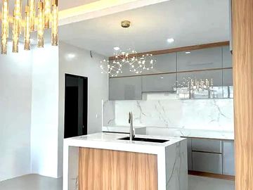 4-Bedroom Modern Tropical Luxury Home in Royale Estates, Consolacion, Cebu, Philippines